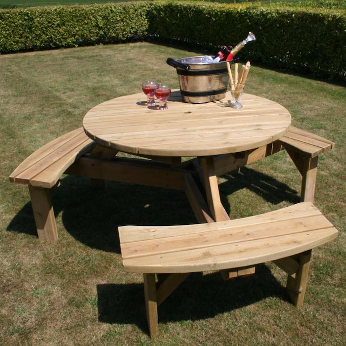 Six Seater Round Picnic Table Fettes, 6 Seater Round Wooden Picnic Table